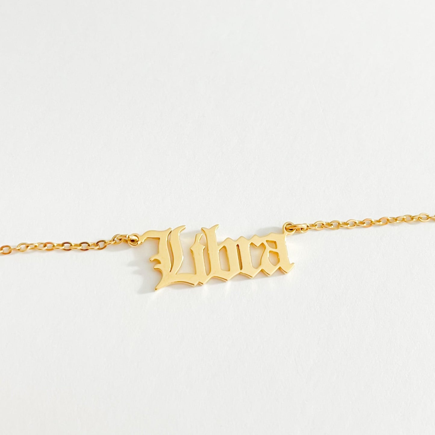 Collar con signo del zodíaco inglés antiguo de Rosoki ™