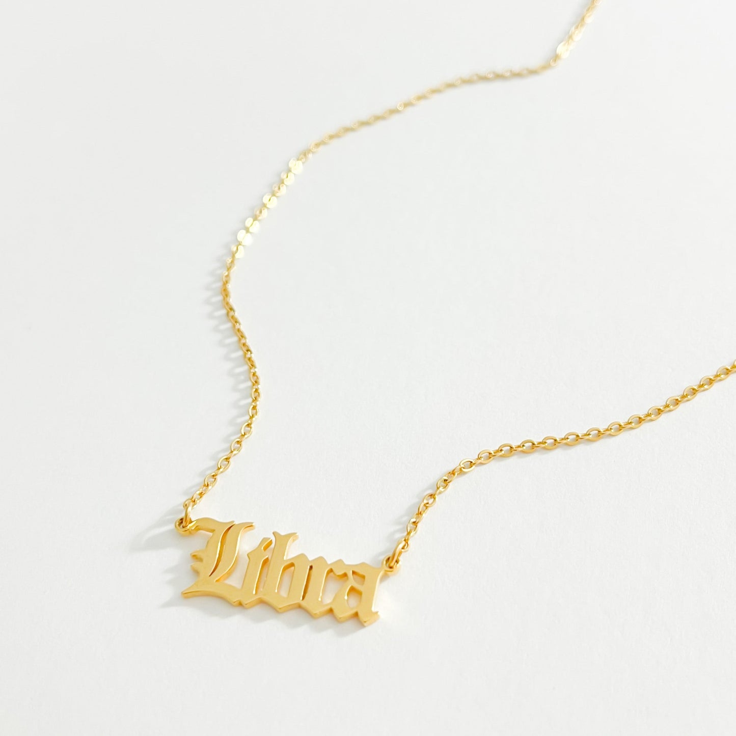 Collar con signo del zodíaco inglés antiguo de Rosoki ™